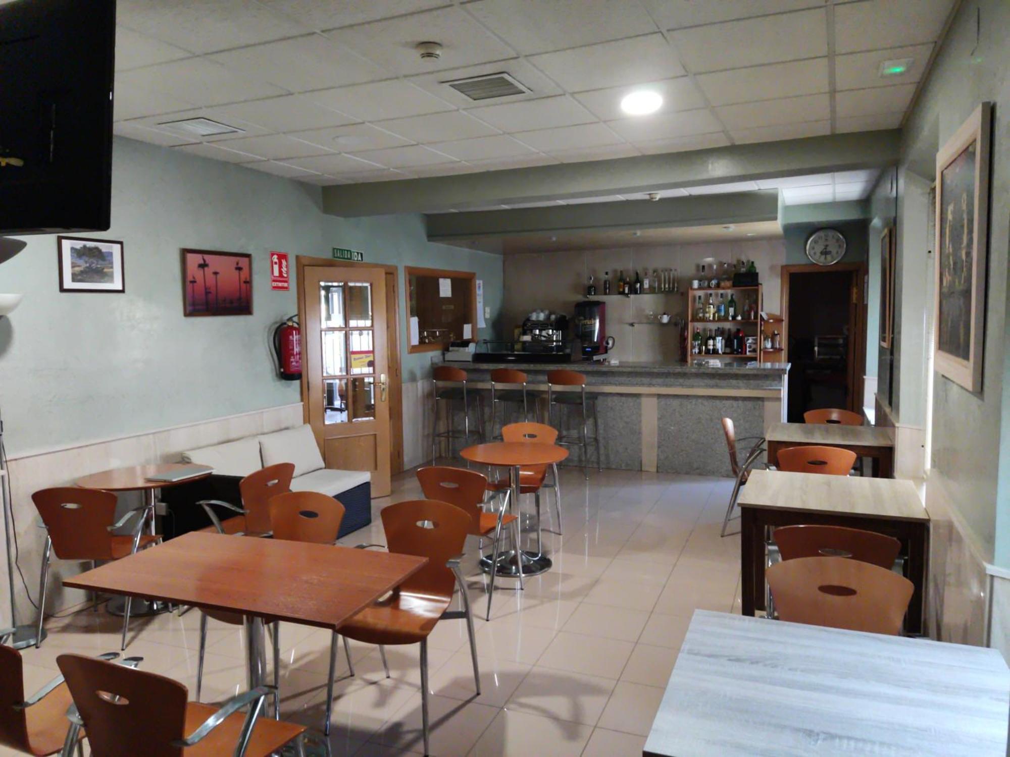Hotel Dora Plasencia Bagian luar foto