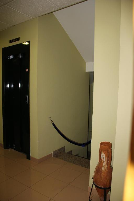 Hotel Dora Plasencia Bagian luar foto